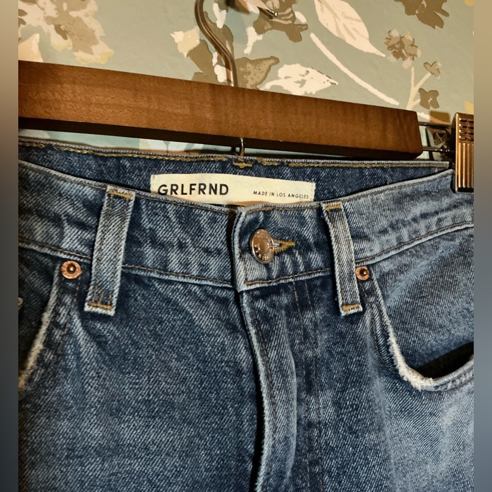 GRLFRND - The Sara Super High Rise Slim Straight 28 - Picture 3 of 7